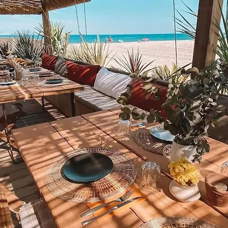 A 2 Pas De La Plage *